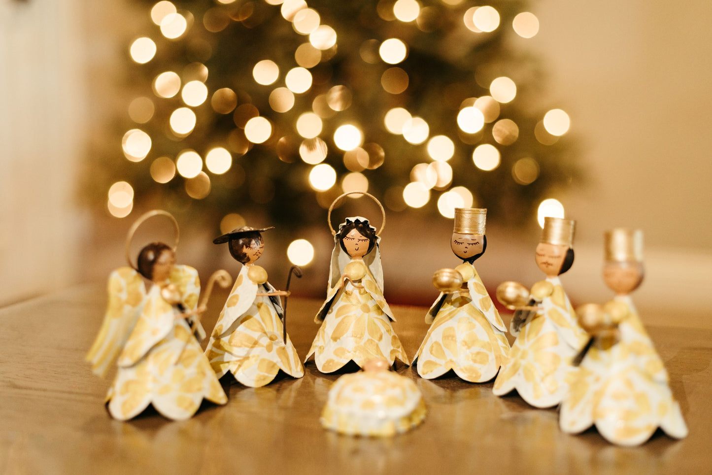 7-piece nativity set